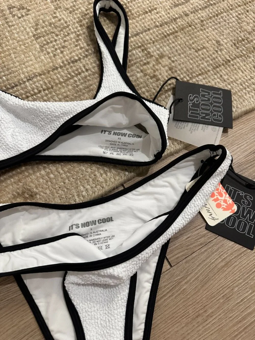 IT'S NOW COOL Anthropologie The 90s Duo Pant in White/Black Crimp X-Small/Small